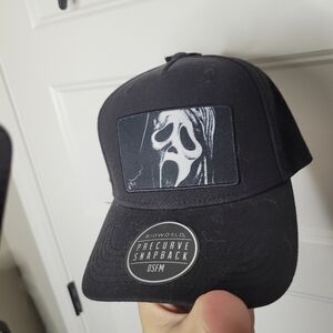 NWT Bioworld Ghostface snapback hat featuring a pre-curved brim